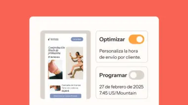 Interfaz de usuario mostrando opciones para optimizar y programar envíos personalizados. Incluye una promoción de ropa deportiva.