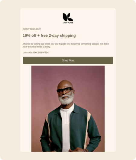 Modèle d’e-mail Klaviyo faisant la promotion d’une offre exclusive avec un bouton « Acheter »