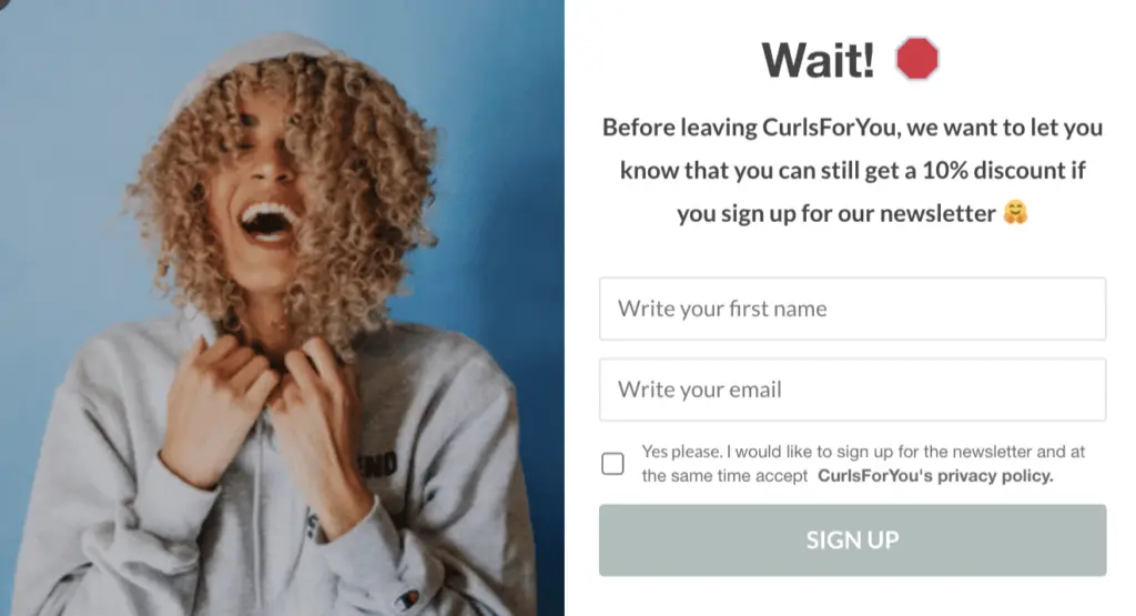 CurlsForYou's exit intent popup that reminds website visitors that they can get 10% off when they subscribe.