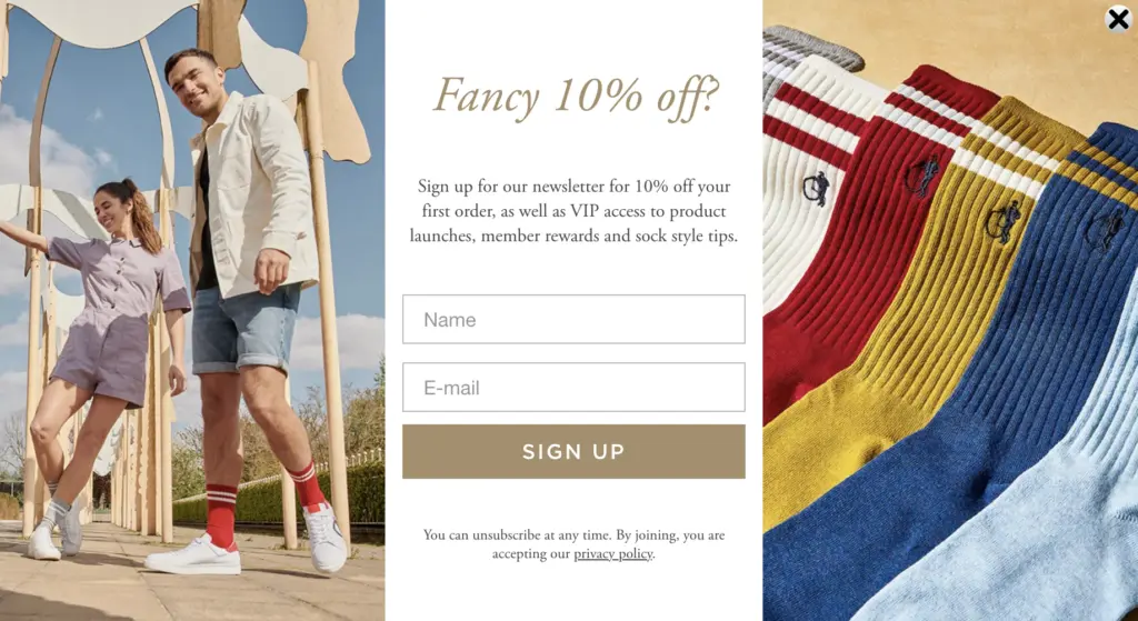 London Sock Company's welcome popup that features two images of socks and a 10% discount.